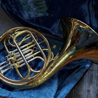 Yamaha YHR-313 Single French Horn with Yamaha case and MP, Japan, Good Condition image 6