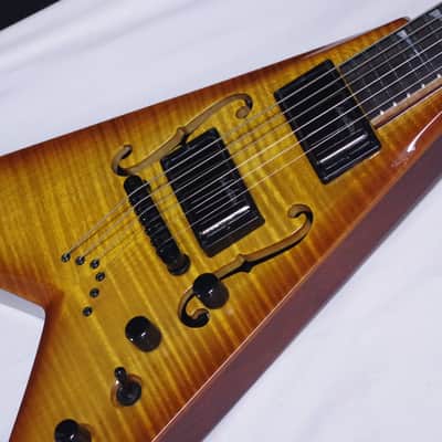DEAN USA Dave Mustaine StradiVMNT V electric GUITAR Sunburst w/ CASE - Stradi VMNT #42 of 50 image 6