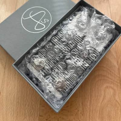 Anasounds Optical Tremolo 2020 - Present - Silver / Black image 4