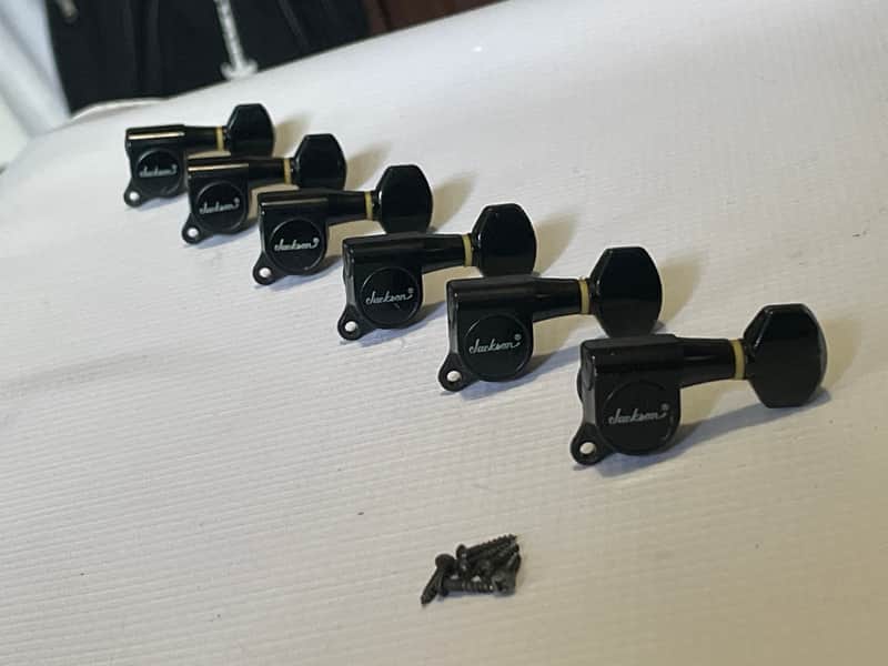 1980's Japan Charvel Jackson Deluxe Series R Logo Tuners Tuning Pegs 6 In Line image 1