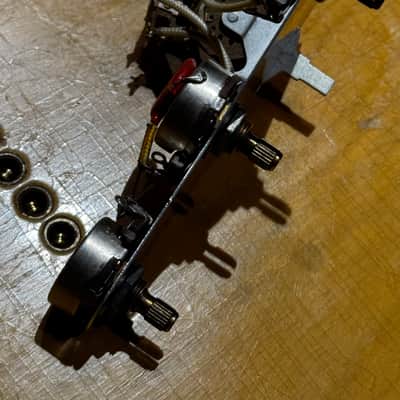 1961 1962 1963 CTS Crater Bottom Back 250k pots potentiometers audio taper split shaft .1 50v capacitor Centralab CRL 1454 1452 image 10