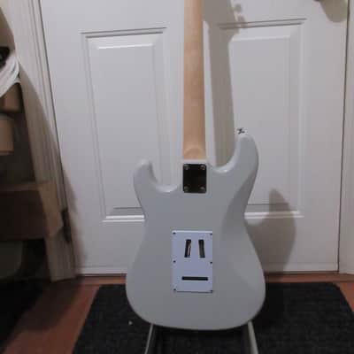 ~Cashified~ Kramer Strat-Style Pewter Rock 'n' Roller image 7