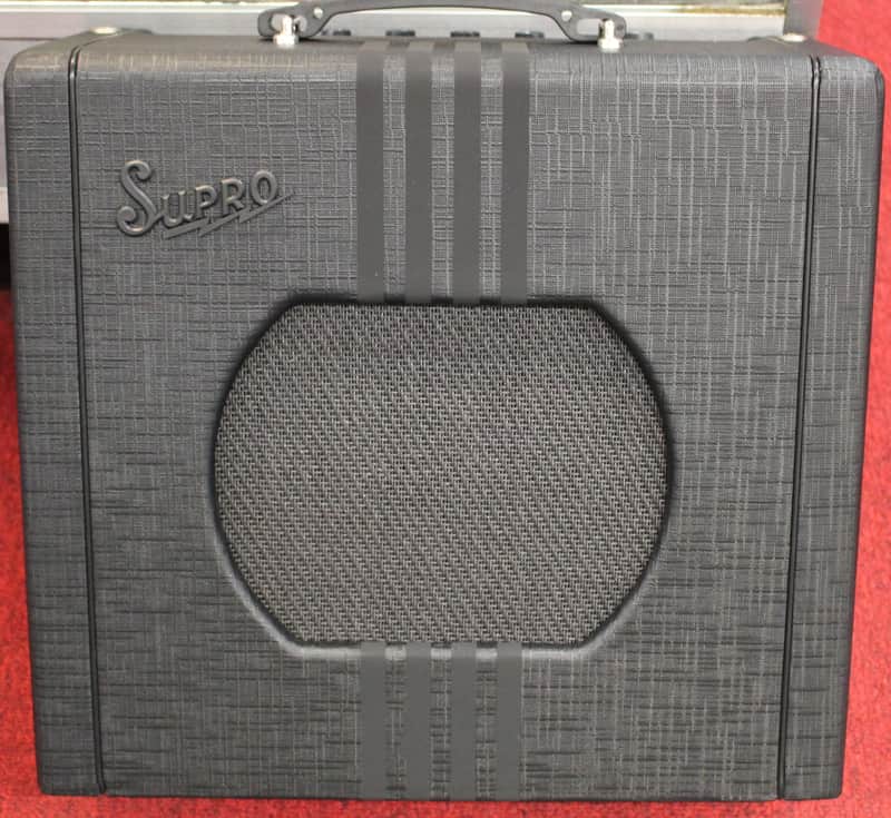 Supro 1820 Delta King 10 5W Tube Guitar Amp Black on Black image 1