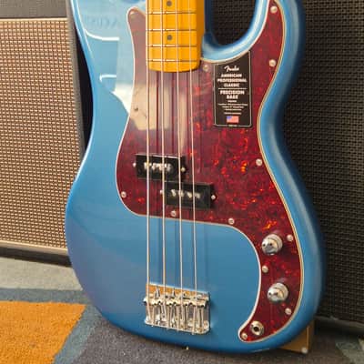 Fender American Professional Classic Precision Bass 2025 - Faded Lake Placid Blue image 4