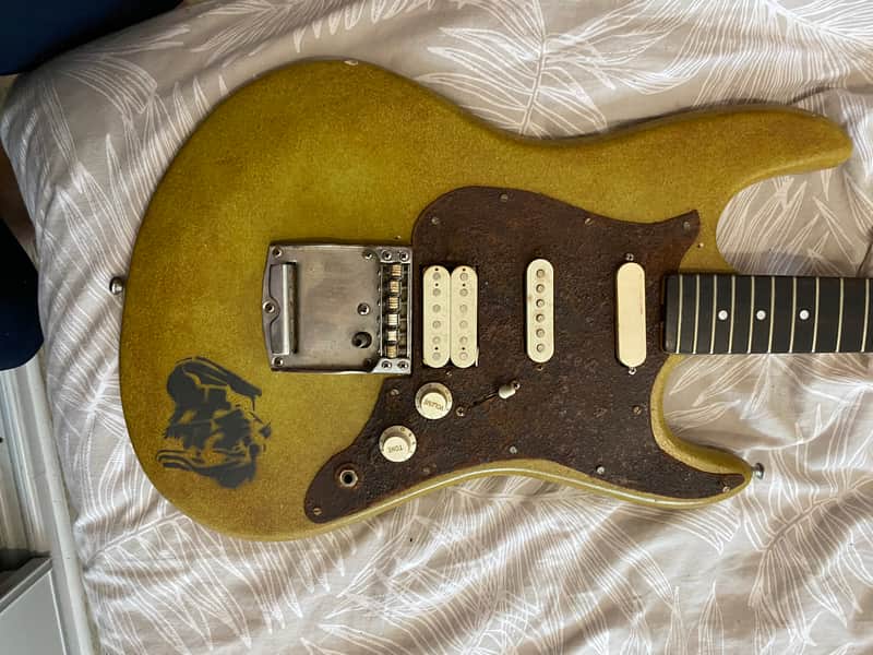 Custom strat japan vintage"vintage japan parts" image 1