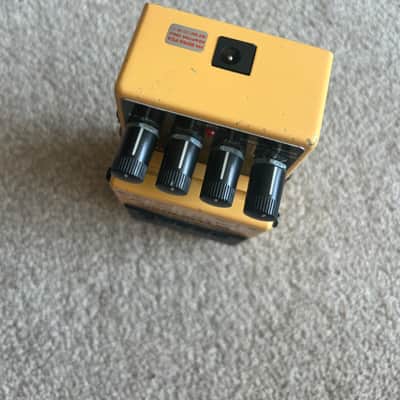 Boss AC-2 Acoustic Simulator (Silver Label) 1997 - 2006 - Yellow image 5