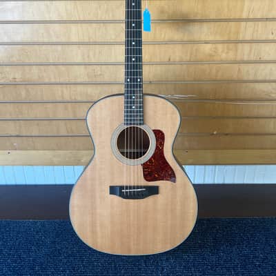 Taylor 414 image 1