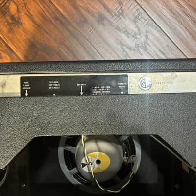 Fender Vibro Champ 6-Watt 1x8" Guitar Combo 1964 - 1967 - Black Panel image 9
