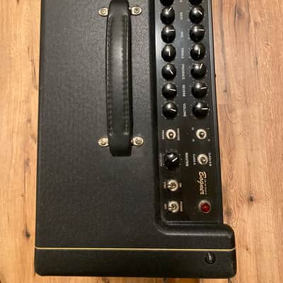 Line 6 DT25 25-Watt 1x12" Digital Modeling Guitar Combo 2011 - 2021 - Black image 4