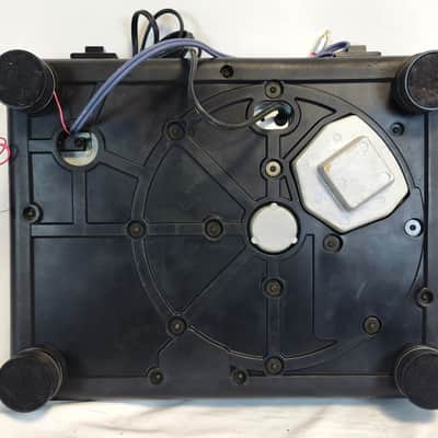 Vintage Technics SL-1200MK2-M Turn Table, 1981, w/GenzBenz Road Case image 9