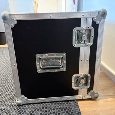 Mesa Boogie Rectifier 140-Watt 2x12" Horizontal Guitar Speaker Cabinet in Custom Flight Case image 13