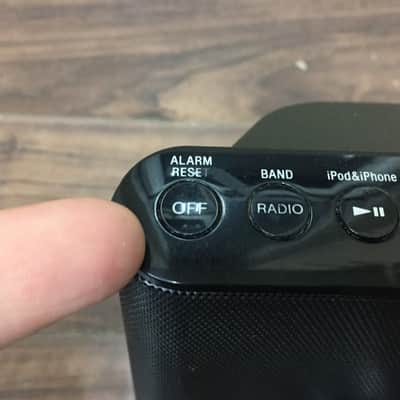 Sony ICF-CS15iP AM FM 30 Pin Audio Docking System Clock Alarm Radio with Remote image 4