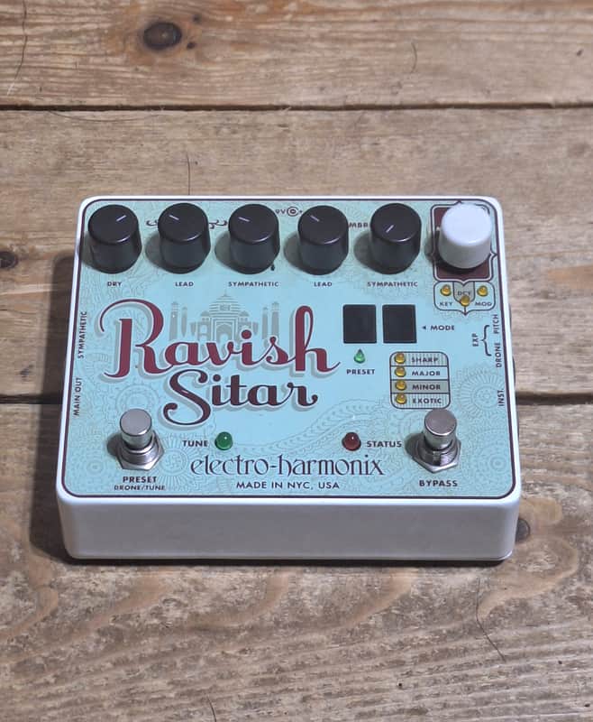 Electro-Harmonix Ravish Sitar Sitar Emulator 2011 - Present - Green / Red image 1