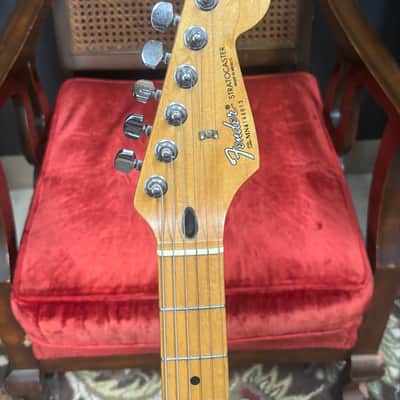 Fender Player II Stratocaster SSS 2024 - Present - 3-Color Sunburst image 4