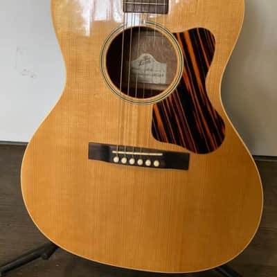 The Loar LO-16 2010 - 2018 Natural Finish image 1