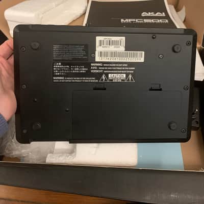 Akai MPC500 In the original box with manuals image 7
