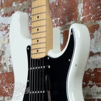 Squier Silver Series Stratocaster 1993 White MIJ Japan FujiGen