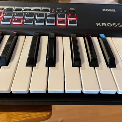 Korg Kross 2-61 Music Workstation – Fully Functional, Excellent Condition, Modified Casing image 4