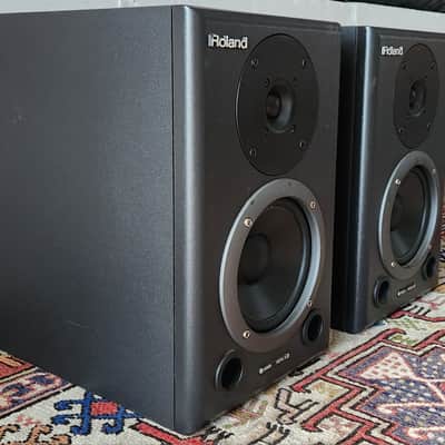 Roland DS-50A 24 Bit Digital Bi-amp Studio Monitor Speakers (Pair) 2020s Japan