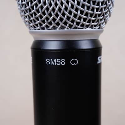 Shure BLX2/SM58 Handheld Wireless SM58 Microphone Transmitter, J11 Band (596-616 MHz) | Non-functioning | image 4