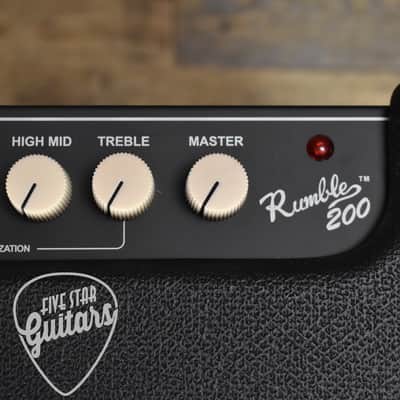 Mint Fender Rumble 200 (V3) image 9