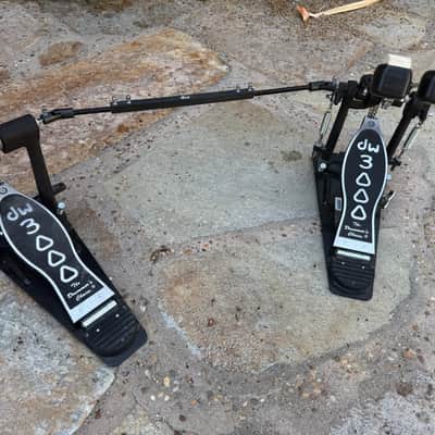 DW 3000 Series Double Bass Drum Pedal - EXCELLENT image 2