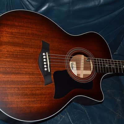 Taylor 324ce 2019 - Sunburst image 6