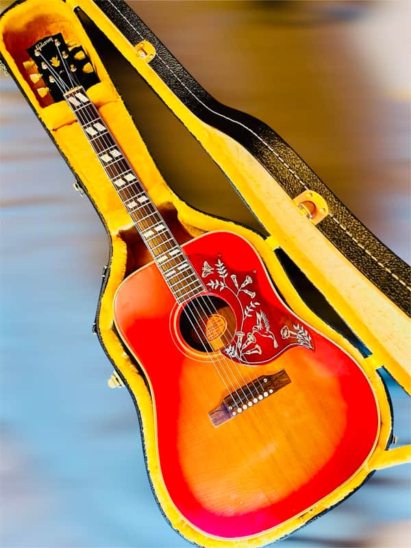 Gibson Hummingbird 1967 Cherry Sunburst image 1