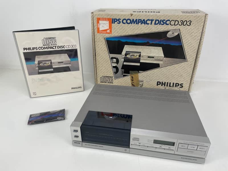 Philips  CD303 CD Player – Mint Condition – Original Box & Manual - Serviced image 1