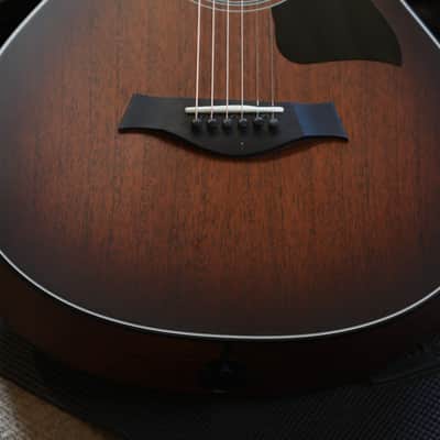Minty! 2017 Taylor 322ce 12-Fret Tasmanian Blackwood Acoustic Guitar Natural + OHSC image 5