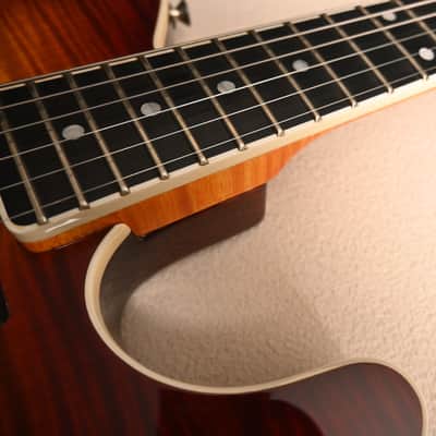 G&L ASAT Deluxe Semihollow with Birdseye Maple Neck - Tobacco Sunburst (2000) image 12