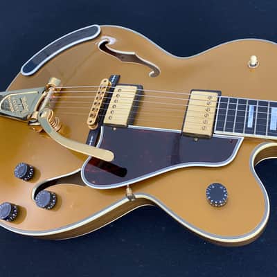 Video! Unreleased 1993 Gibson R+D Chet Atkins Country Gentleman 100th Anniversary 1994 - All Gold w/ Diamond Headstock + Block Inlays image 6