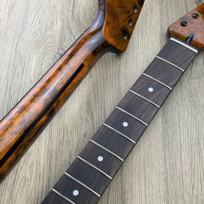 Roasted Maple Glossy Finish Guitar Strat Style Maple Neck, 22 Frets Rosewood Fingerboard image 4