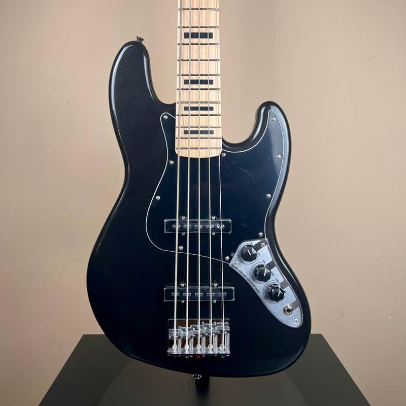Fender Squier Affinity Series Active Jazz Bass V - 5-String - Active Preamp & Noiseless Pickups image 1