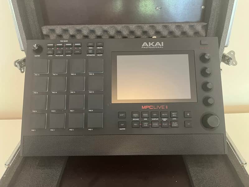Akai Professional MPC Live II Standalone Sequencer/Studio & Flight Case image 1