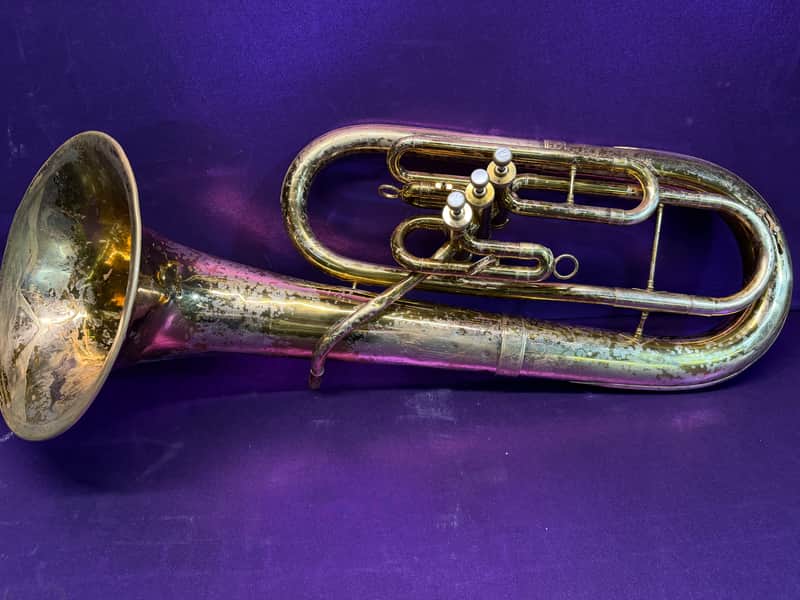 King 625 front bell baritone - Lacquer image 1