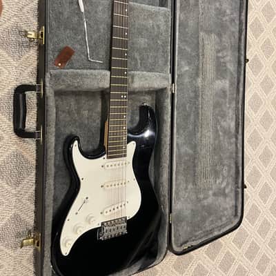 Samick Greg Bennett design -strat style 2004 - Black image 1