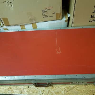 1977 Travis Bean Double Wedge Guitar Flight Case image 3