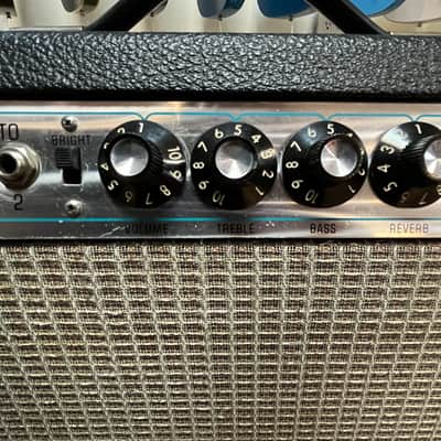 1976 Fender Silverface Vibrolux Reverb 2x10" Combo Amp image 8