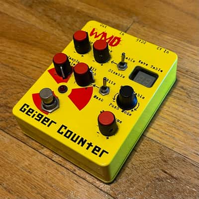 WMD Geiger Counter Bass Mod 2010s - Yellow image 2