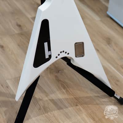 ESP E-II Arrow NT EMG Electric Guitar w/ Case – Snow White (B-stock) image 5