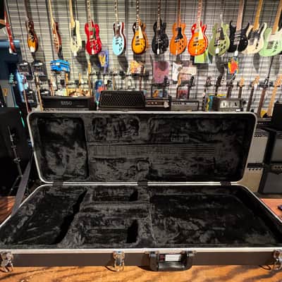 Gator GC-Electric-A Deluxe Molded Double-Cutaway Electric Guitar Case 2010s - Black image 2
