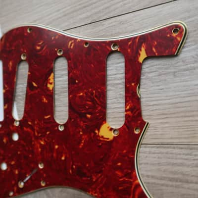 62 Fender Stratocaster celluloid tortoise pickguard AVRI USA 1960 thru 1962 strat guard image 3