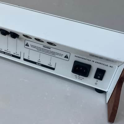 Moog Slim Phatty 2010s - White image 10