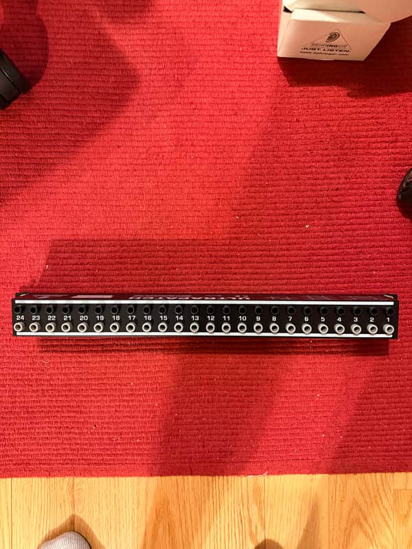 Behringer Ultrapatch PX1000 2000’s image 1