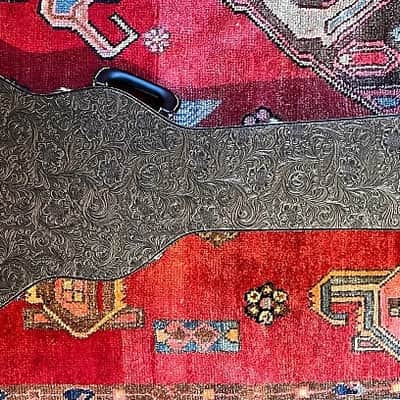 James Trussart Steelphonic 2022 - Rusty Cream on Paisley image 8