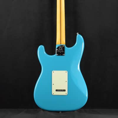 Fender American Professional II Stratocaster Miami Blue Rosewood Fingerboard image 8