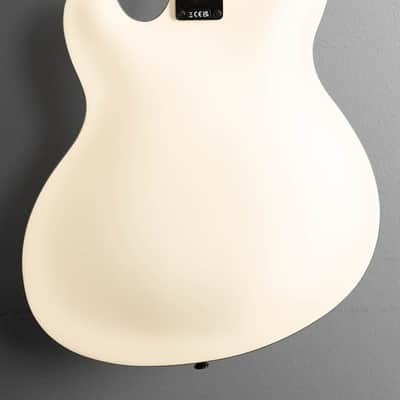 Fender Tom DeLonge Starcaster - Satin Olympic White image 9