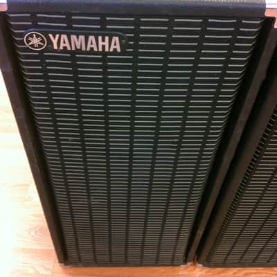 Yamaha S0110T 8ohm 50 watt speakers w/ horns Bild 3