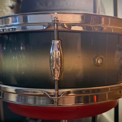 Rare 1960s Camco Oaklawn Oval Badge 5x14 Tuxedo Snare Drum in Black & Gold Duco image 4